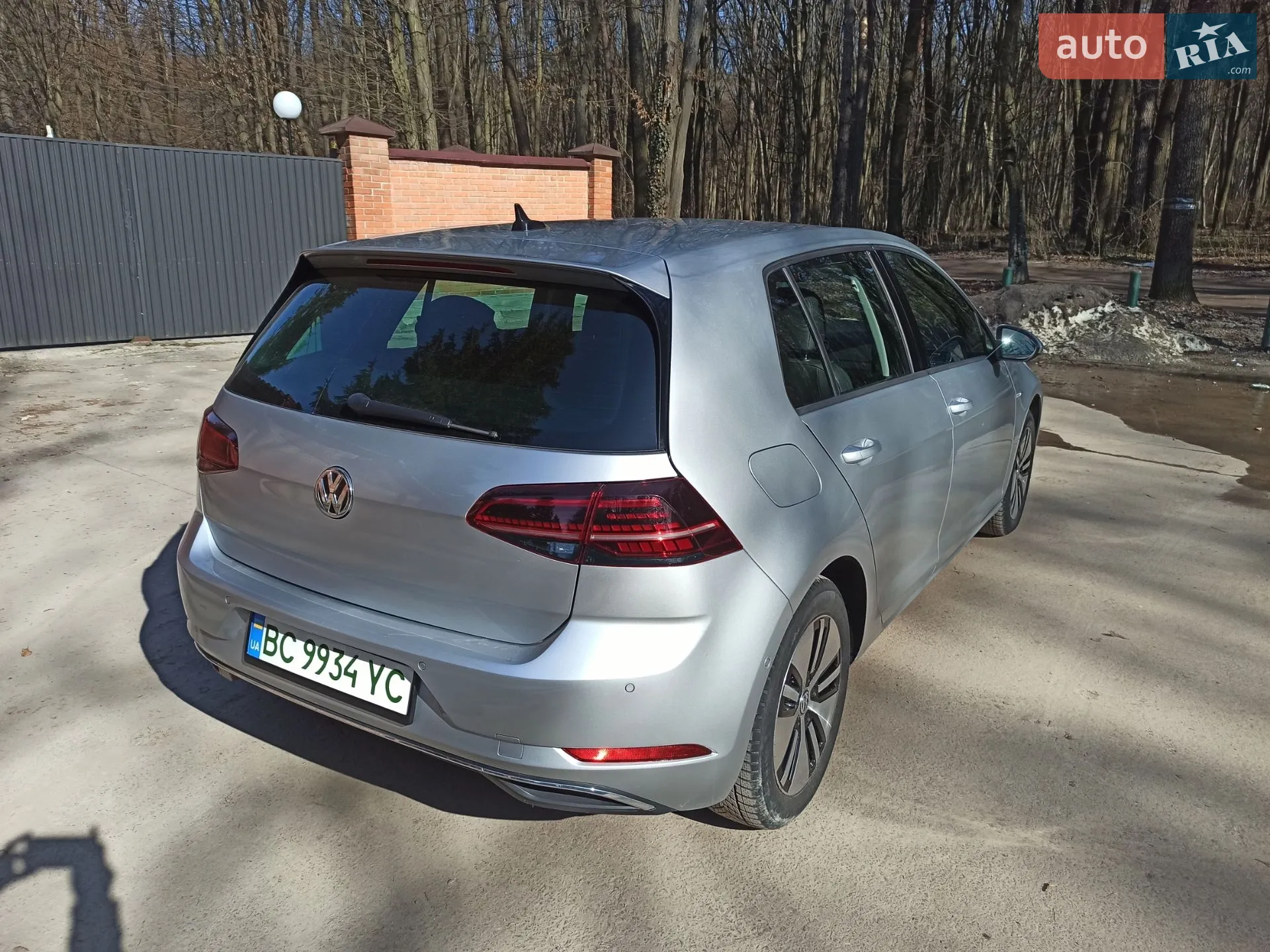 2019 Volkswagen Golf - мініатюра 3