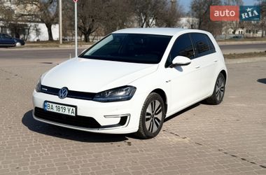 Хетчбек Volkswagen e-Golf 2015 в Кропивницькому