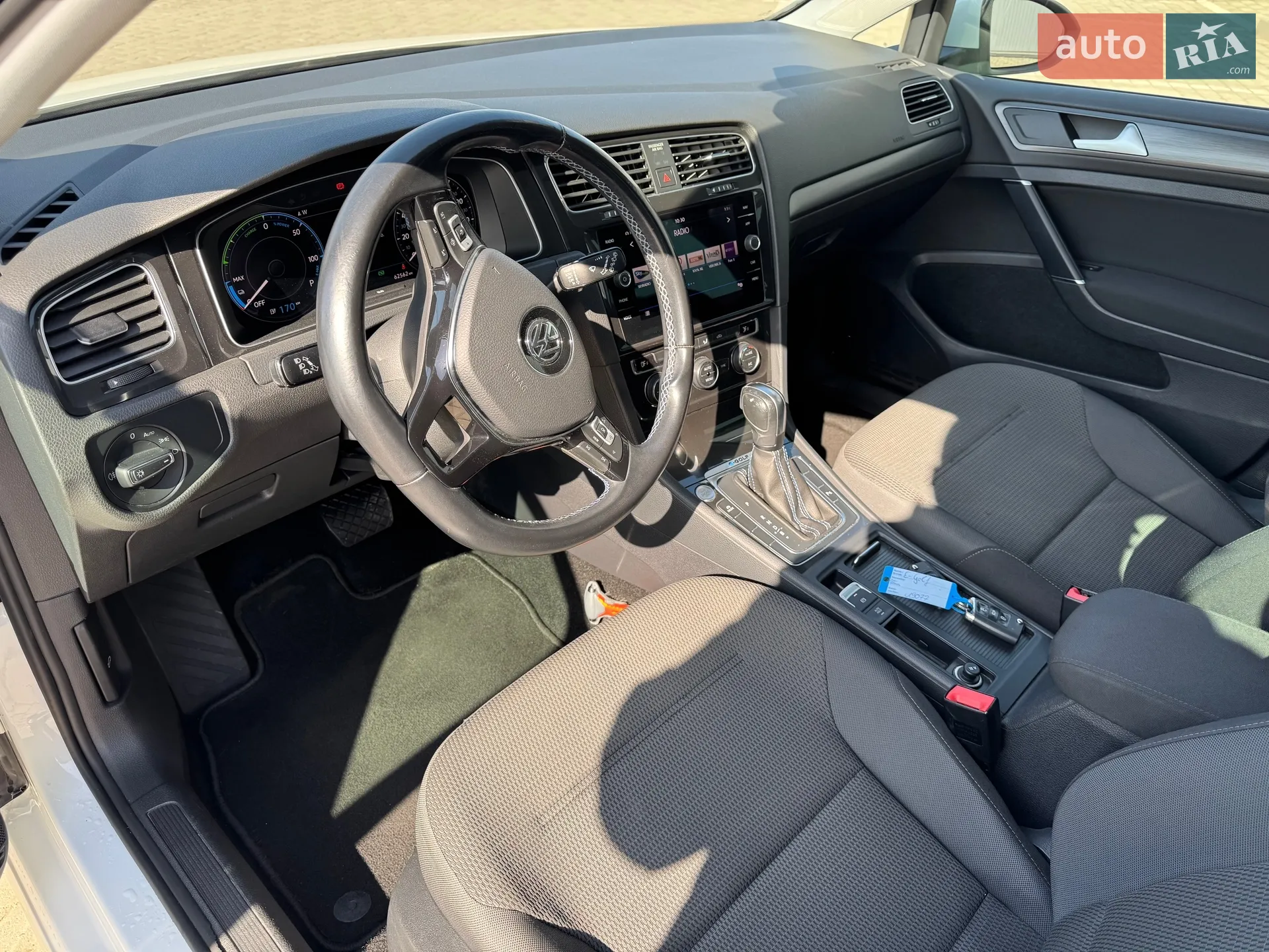 2020 Volkswagen Golf - мініатюра 9