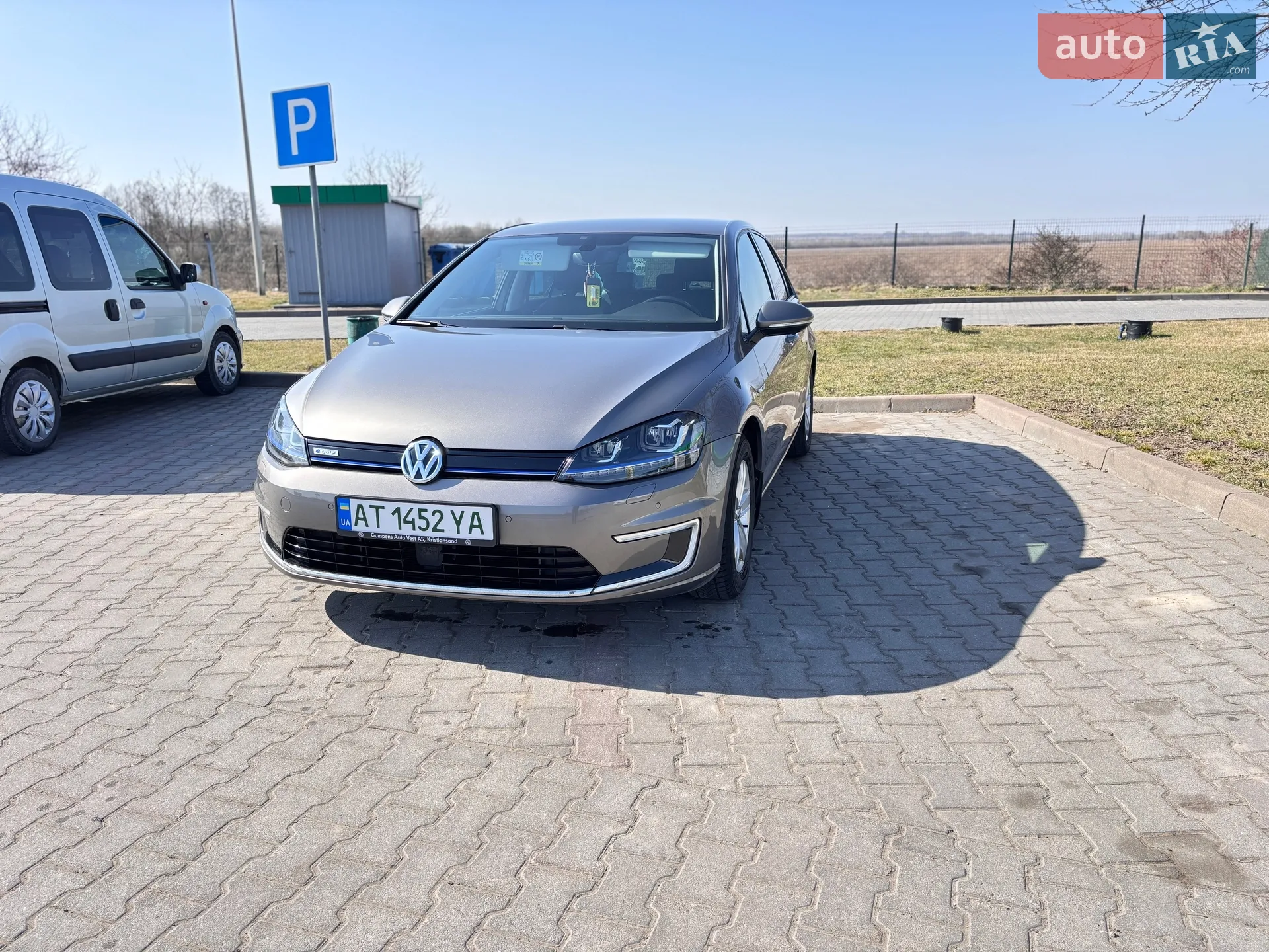 2016 Volkswagen Golf - мініатюра 2