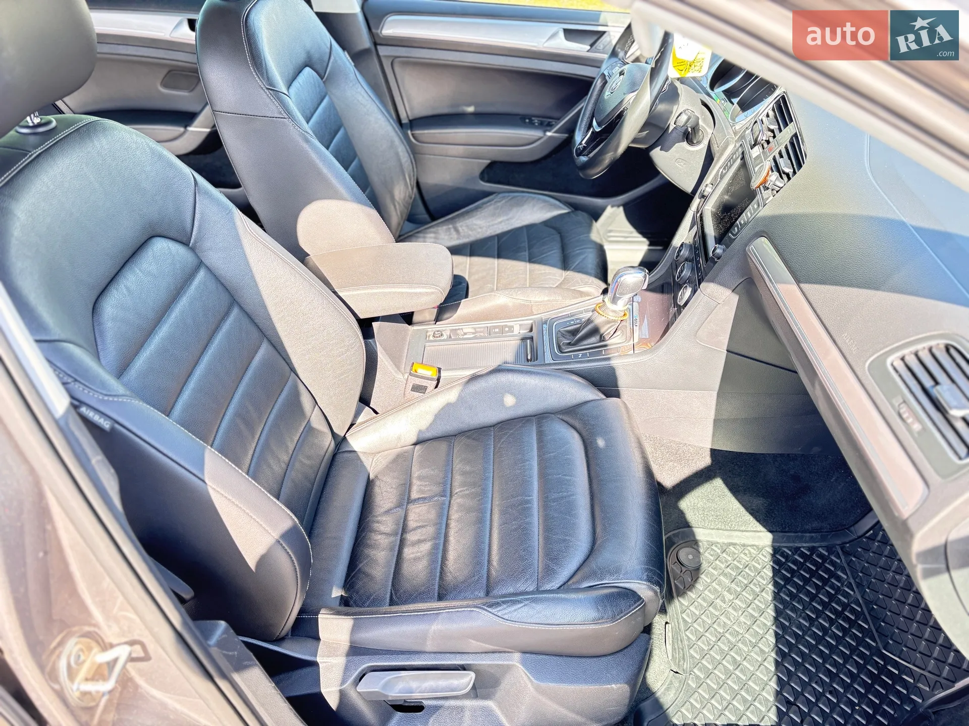 2016 Volkswagen Golf - мініатюра 21