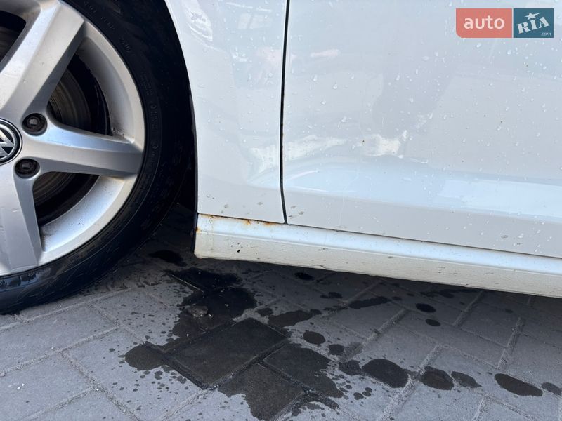 Хэтчбек Volkswagen e-Golf 2014 в Рожище