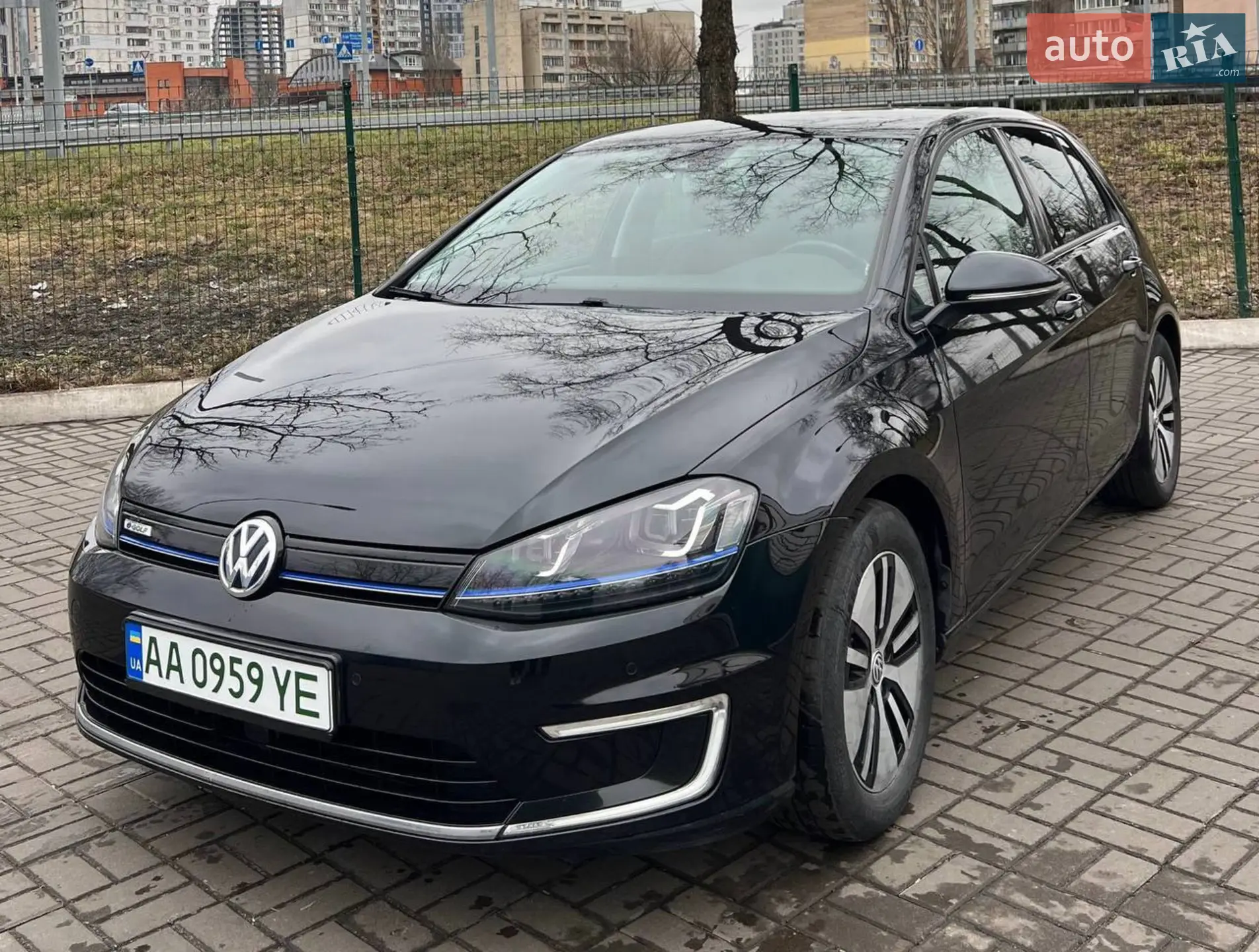2015 Volkswagen Golf - фото 1