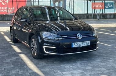 Хетчбек Volkswagen e-Golf 2017 в Львові