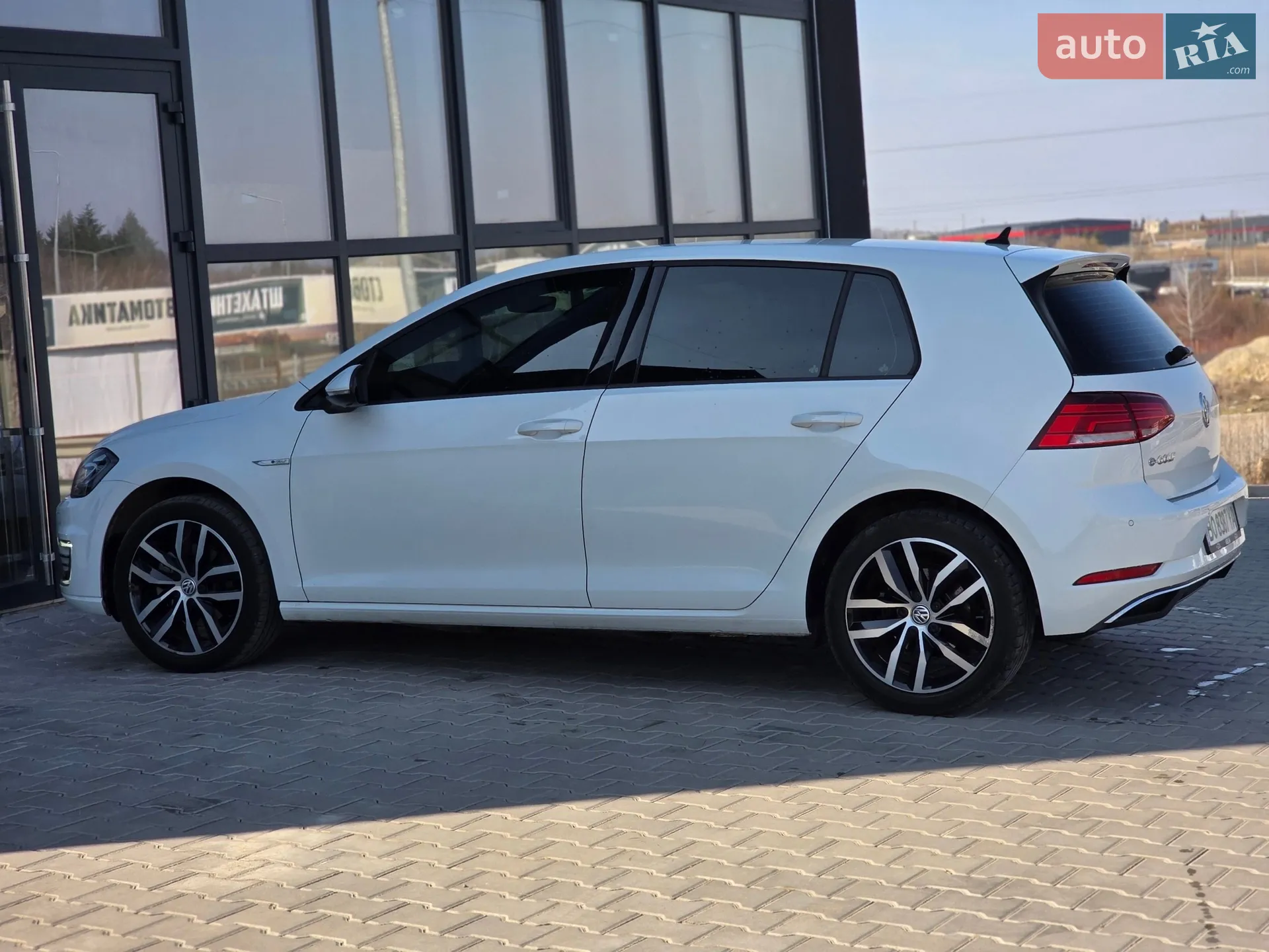 2020 Volkswagen Golf - мініатюра 8