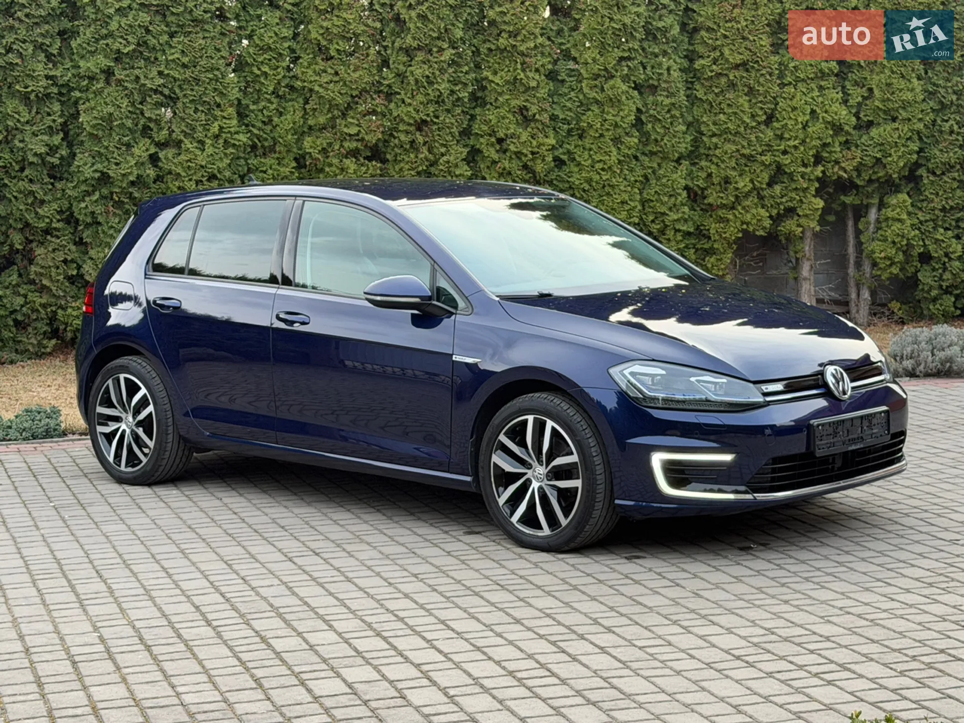 2019 Volkswagen Golf - фото 1