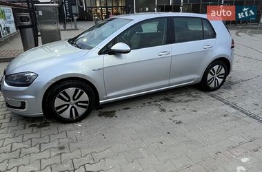 Хетчбек Volkswagen e-Golf 2015 в Львові
