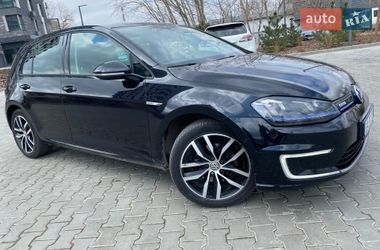 Хэтчбек Volkswagen e-Golf 2016 в Кропивницком