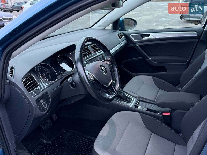 Хэтчбек Volkswagen e-Golf 2015 в Харькове