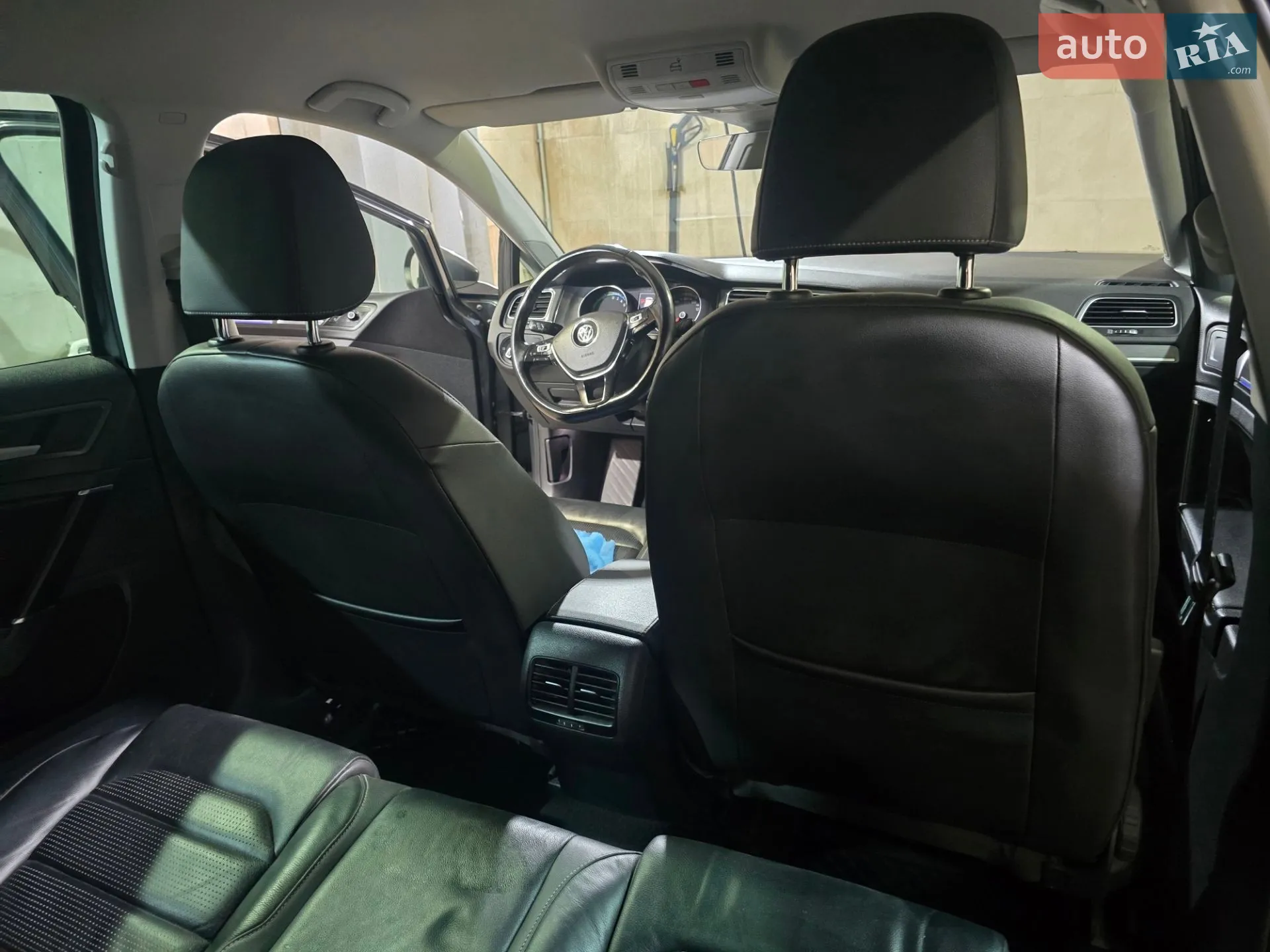 2017 Volkswagen Golf - мініатюра 31