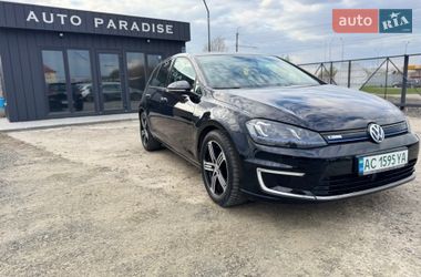 Хэтчбек Volkswagen e-Golf 2015 в Луцке