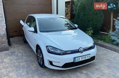 Хетчбек Volkswagen e-Golf 2016 в Вінниці