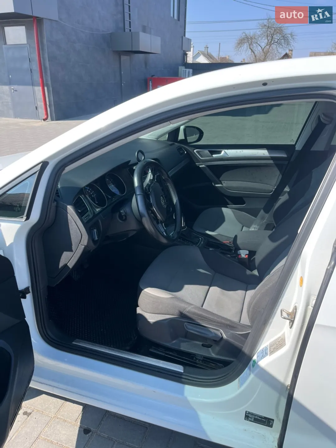 2014 Volkswagen Golf - мініатюра 17