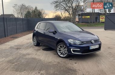 Хэтчбек Volkswagen e-Golf 2017 в Пятихатках