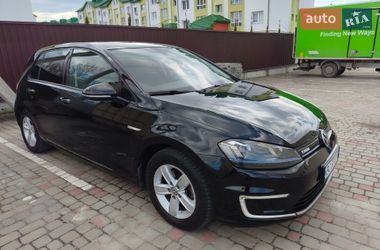 Хетчбек Volkswagen e-Golf 2016 в Львові