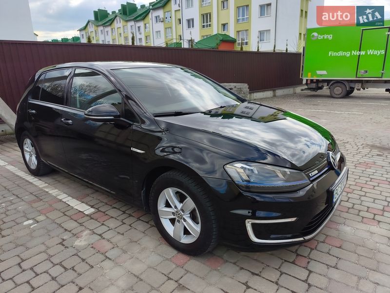 Volkswagen e-Golf 2016