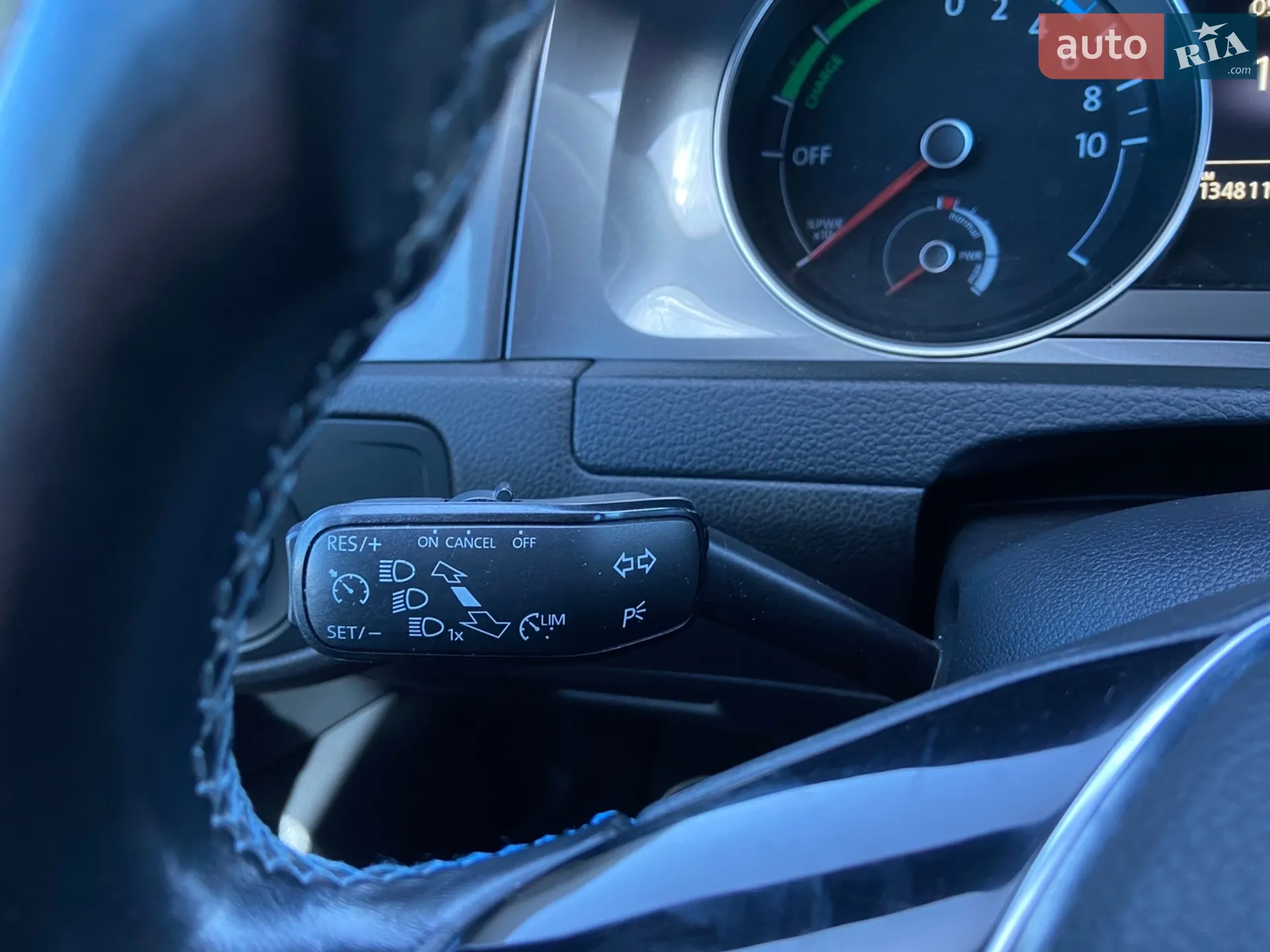 2014 Volkswagen Golf - мініатюра 32
