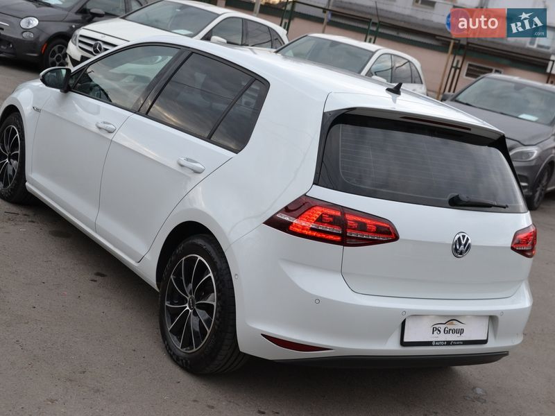 Хэтчбек Volkswagen e-Golf 2015 в Луцке