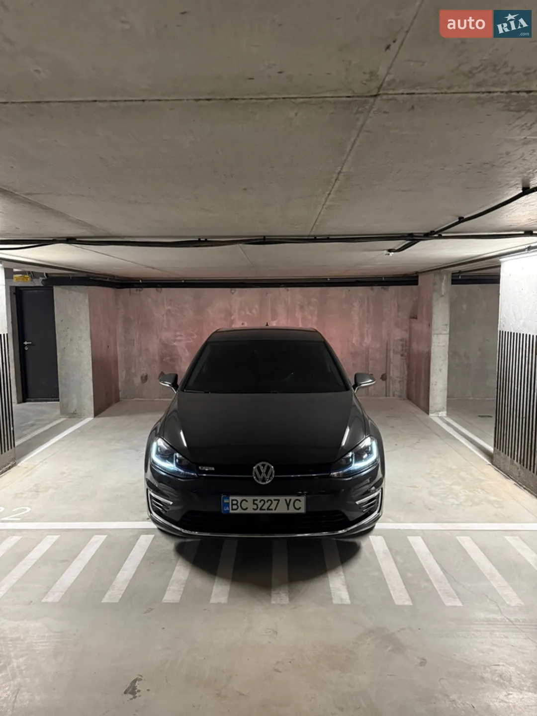 2020 Volkswagen Golf - мініатюра 2