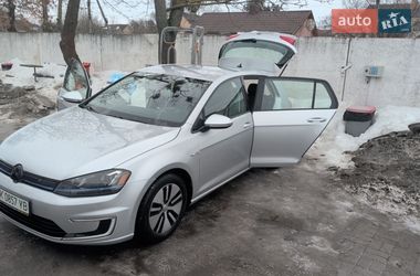 Хэтчбек Volkswagen e-Golf 2015 в Ровно