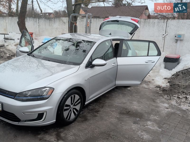 Volkswagen e-Golf 2015 Volkswagen e-Golf 2015