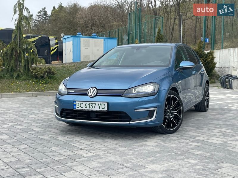Хэтчбек Volkswagen e-Golf 2016 в Львове