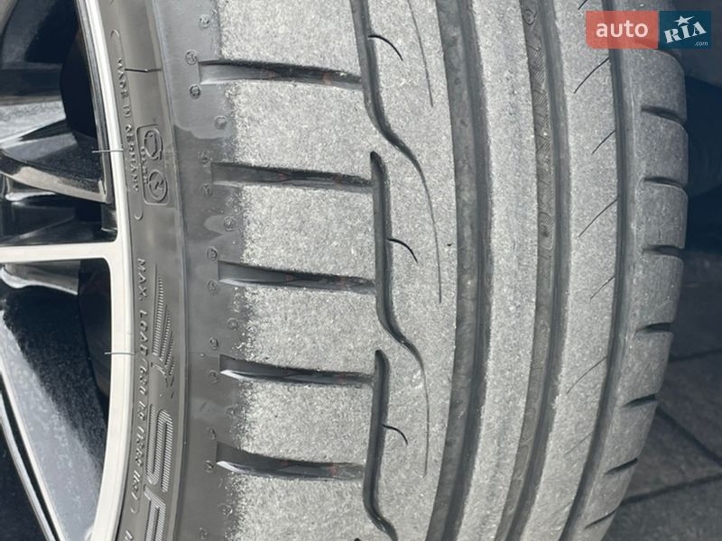 Хэтчбек Volkswagen e-Golf 2016 в Львове