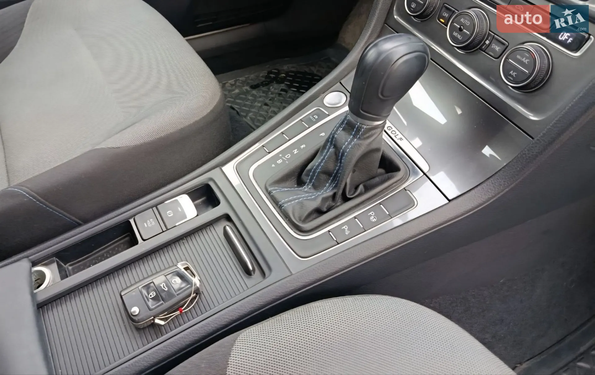 2014 Volkswagen Golf - мініатюра 22