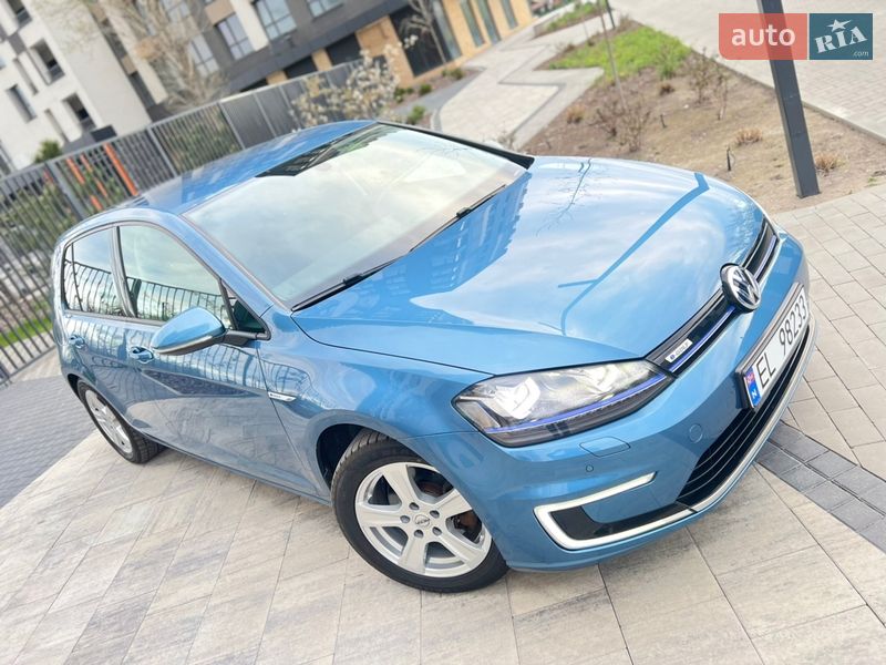 Volkswagen e-Golf 2016