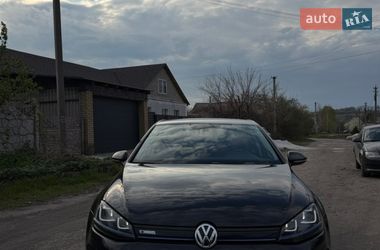 Хэтчбек Volkswagen e-Golf 2015 в Каменском