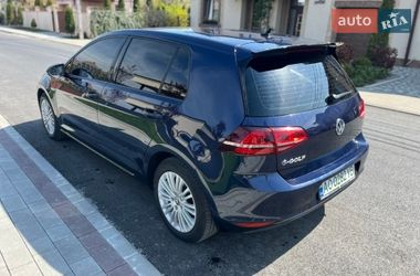 Хэтчбек Volkswagen e-Golf 2015 в Ужгороде