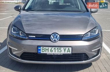 Хетчбек Volkswagen e-Golf 2015 в Одесі