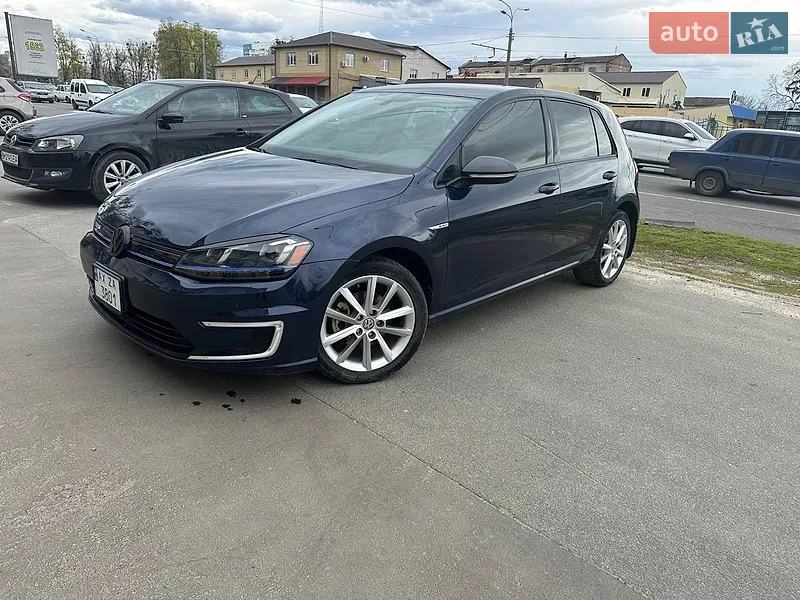Volkswagen e-Golf 2014