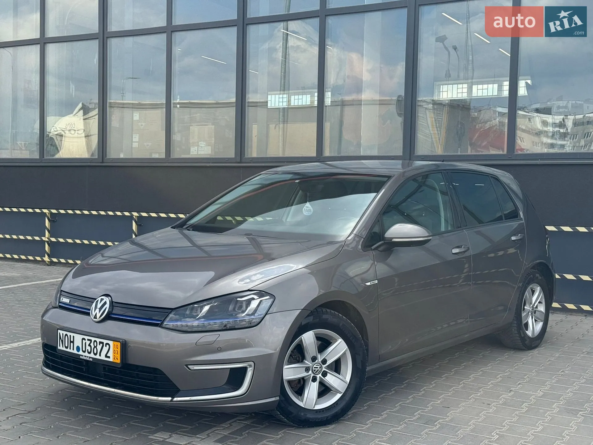 2016 Volkswagen Golf - мініатюра 6