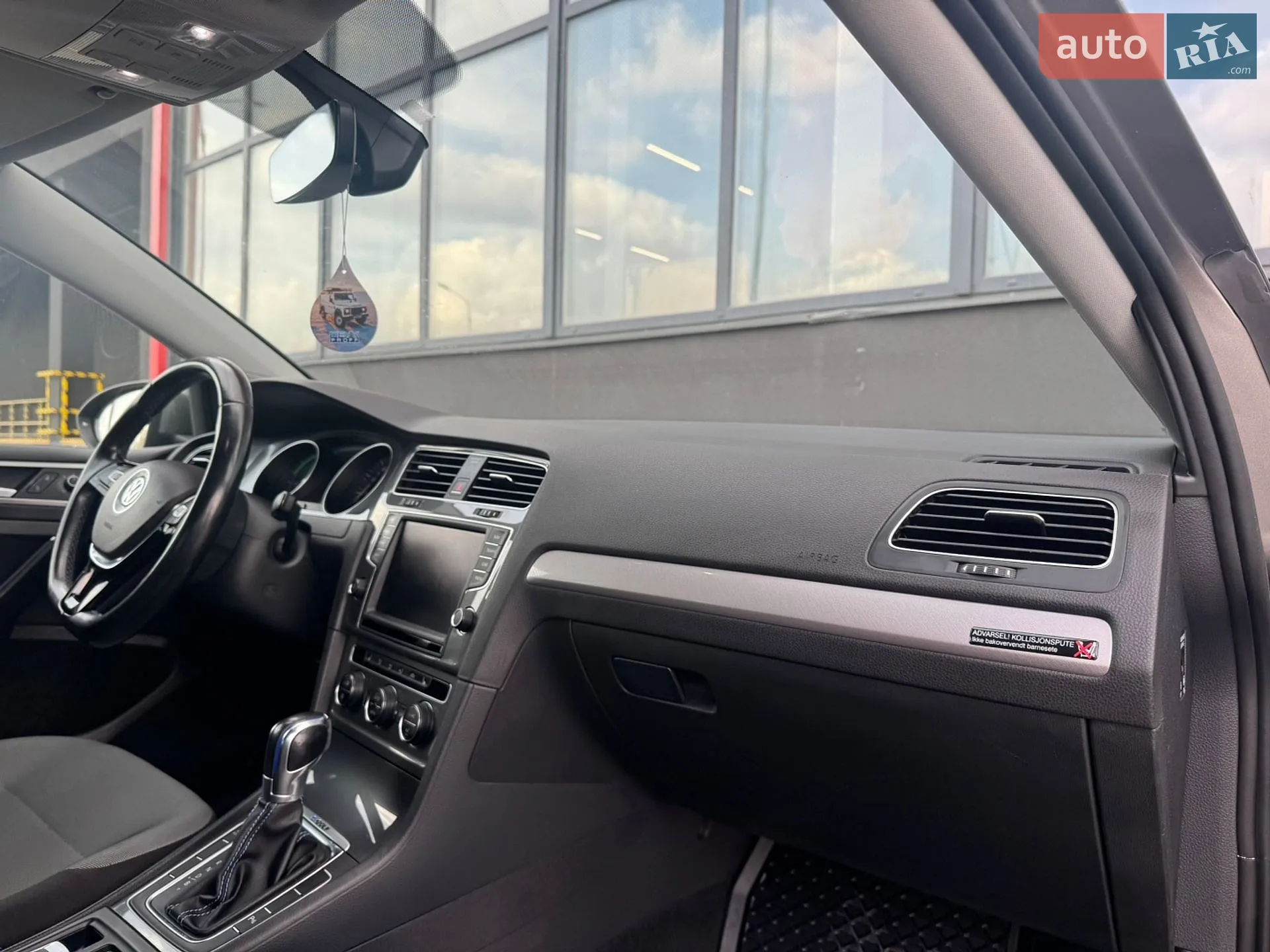 2016 Volkswagen Golf - мініатюра 37