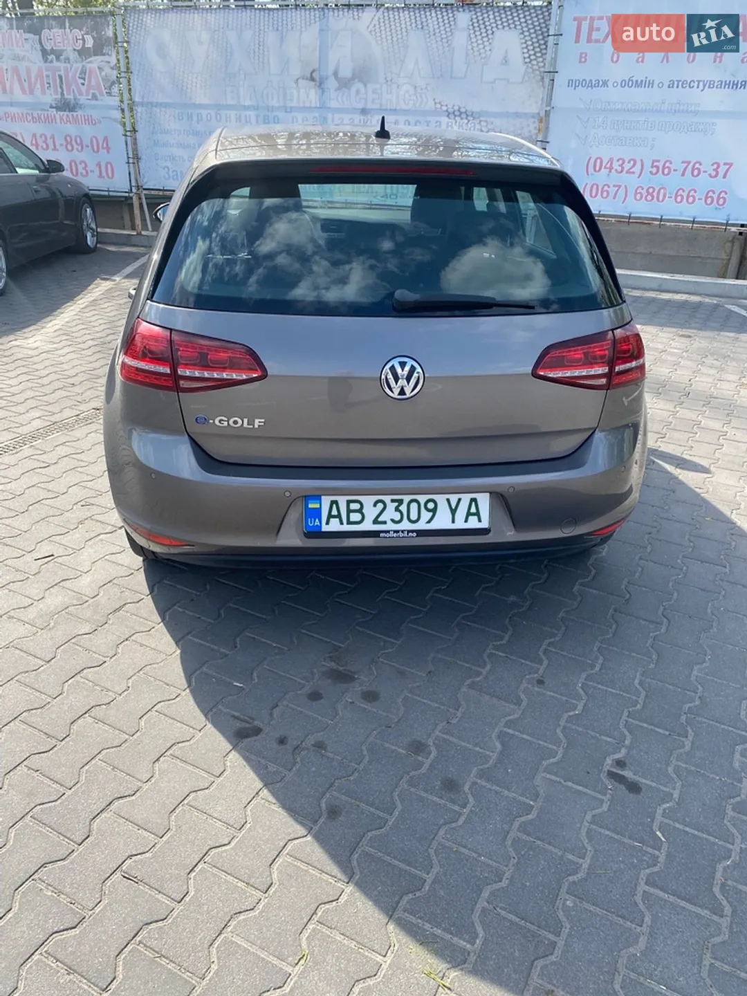 2014 Volkswagen Golf - мініатюра 2