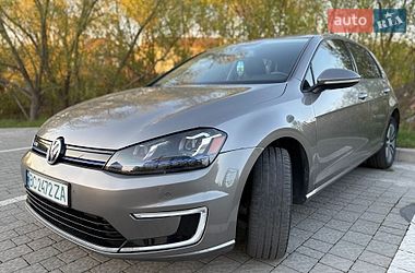 Хэтчбек Volkswagen e-Golf 2015 в Львове