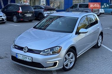 Хетчбек Volkswagen e-Golf 2015 в Хмельницькому