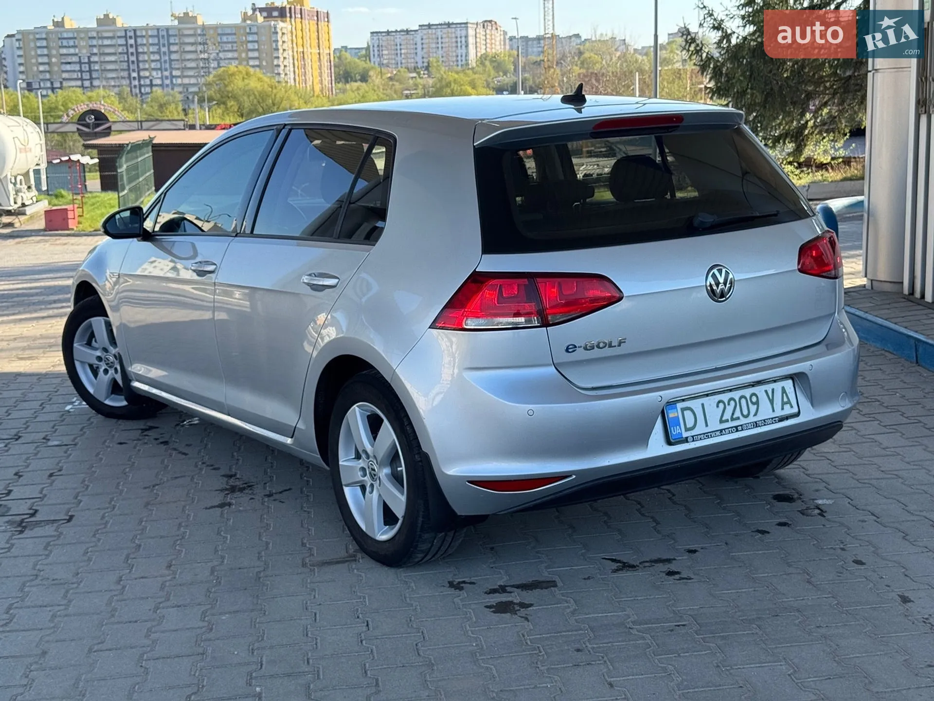 2015 Volkswagen Golf - мініатюра 32