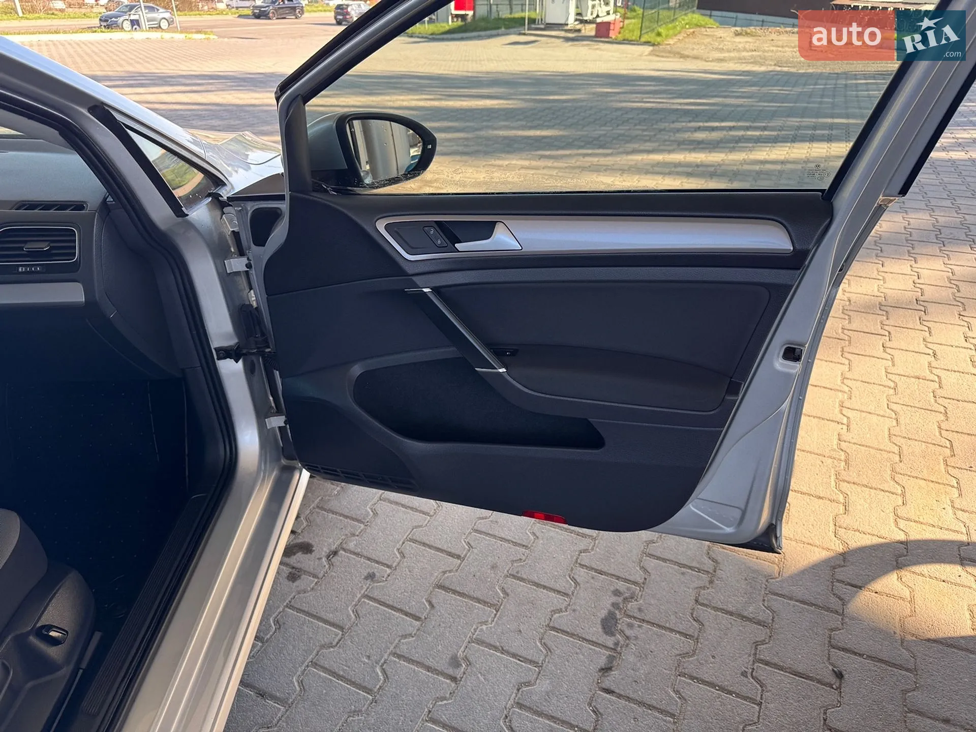 2015 Volkswagen Golf - мініатюра 38