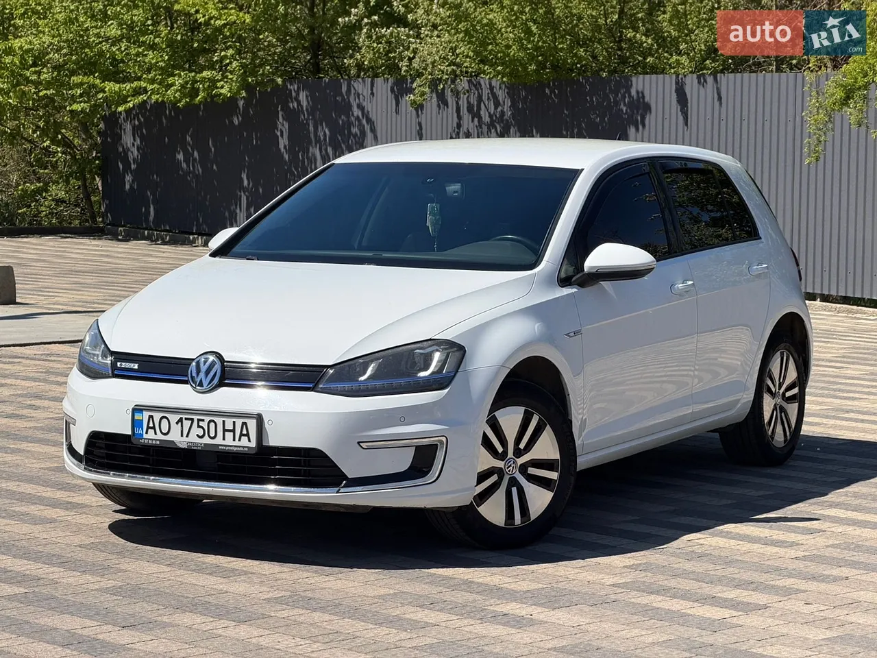 2014 Volkswagen Golf - мініатюра 32