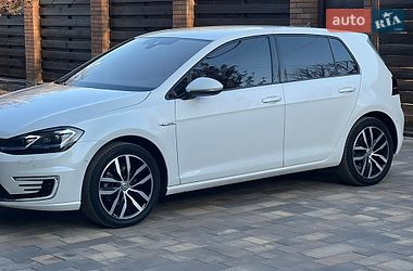 Хетчбек Volkswagen e-Golf 2019 в Києві