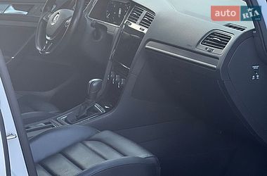 Хетчбек Volkswagen e-Golf 2019 в Києві