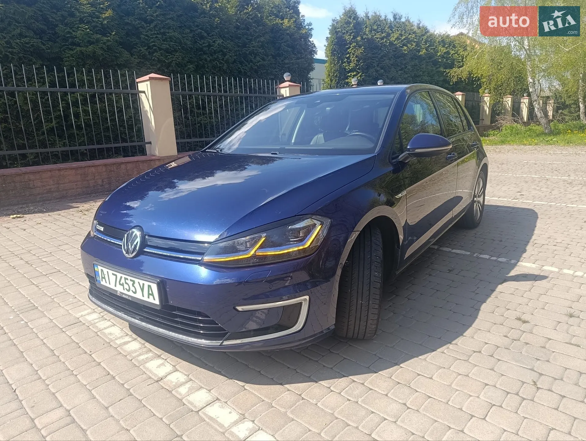2017 Volkswagen Golf - фото 1