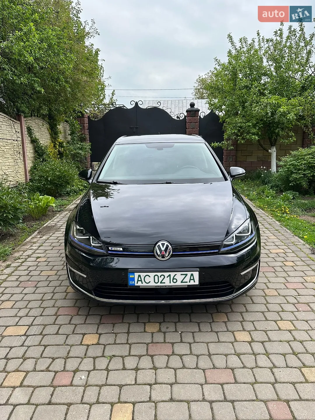 2016 Volkswagen Golf - мініатюра 2