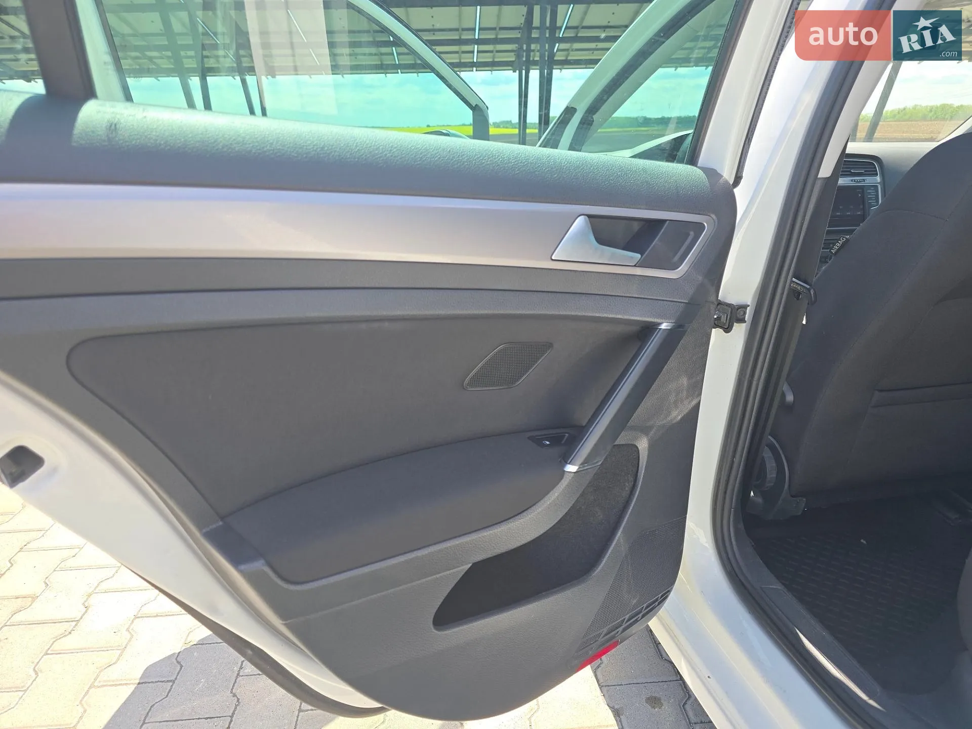 2015 Volkswagen Golf - мініатюра 34