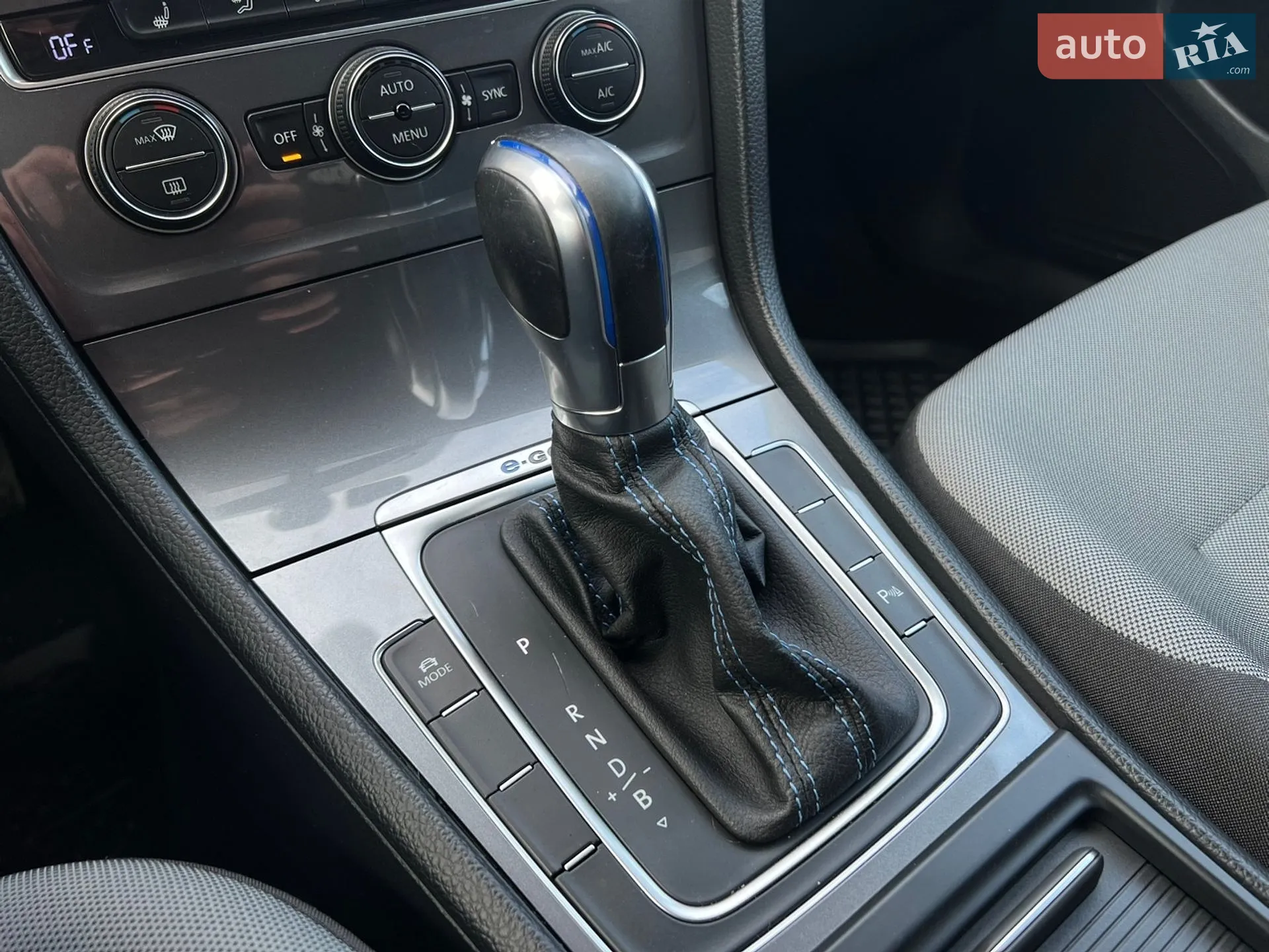 2015 Volkswagen Golf - мініатюра 28