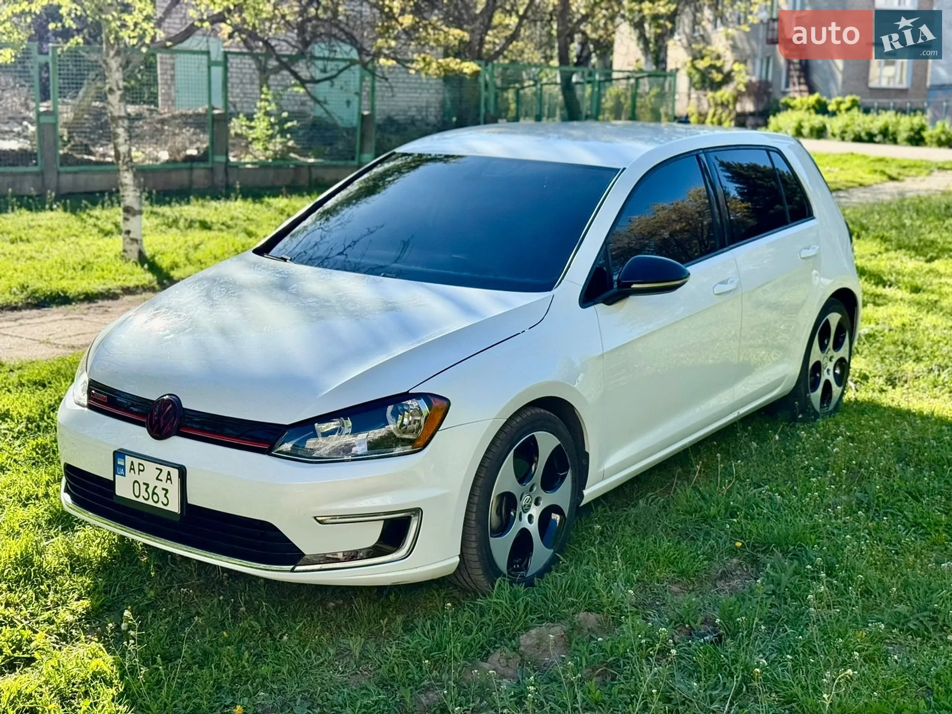 2015 Volkswagen Golf - фото 1