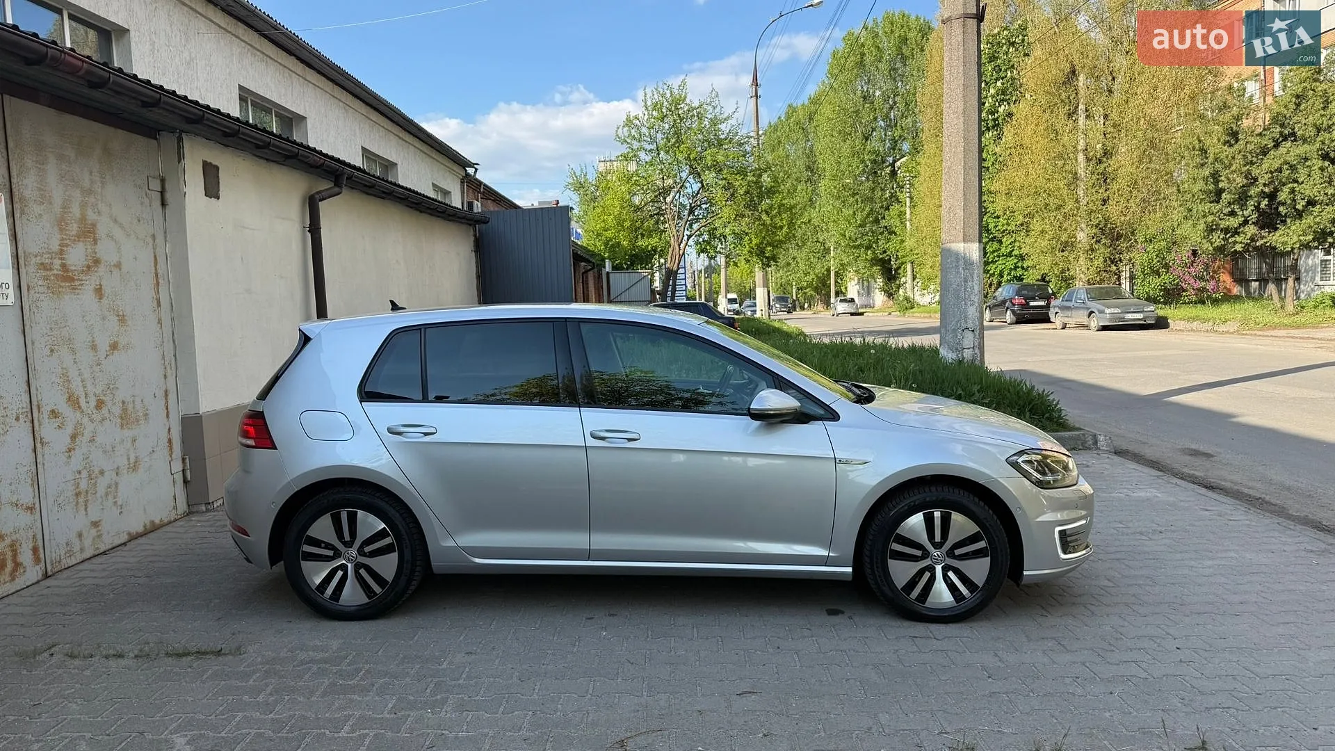 2019 Volkswagen Golf - мініатюра 2