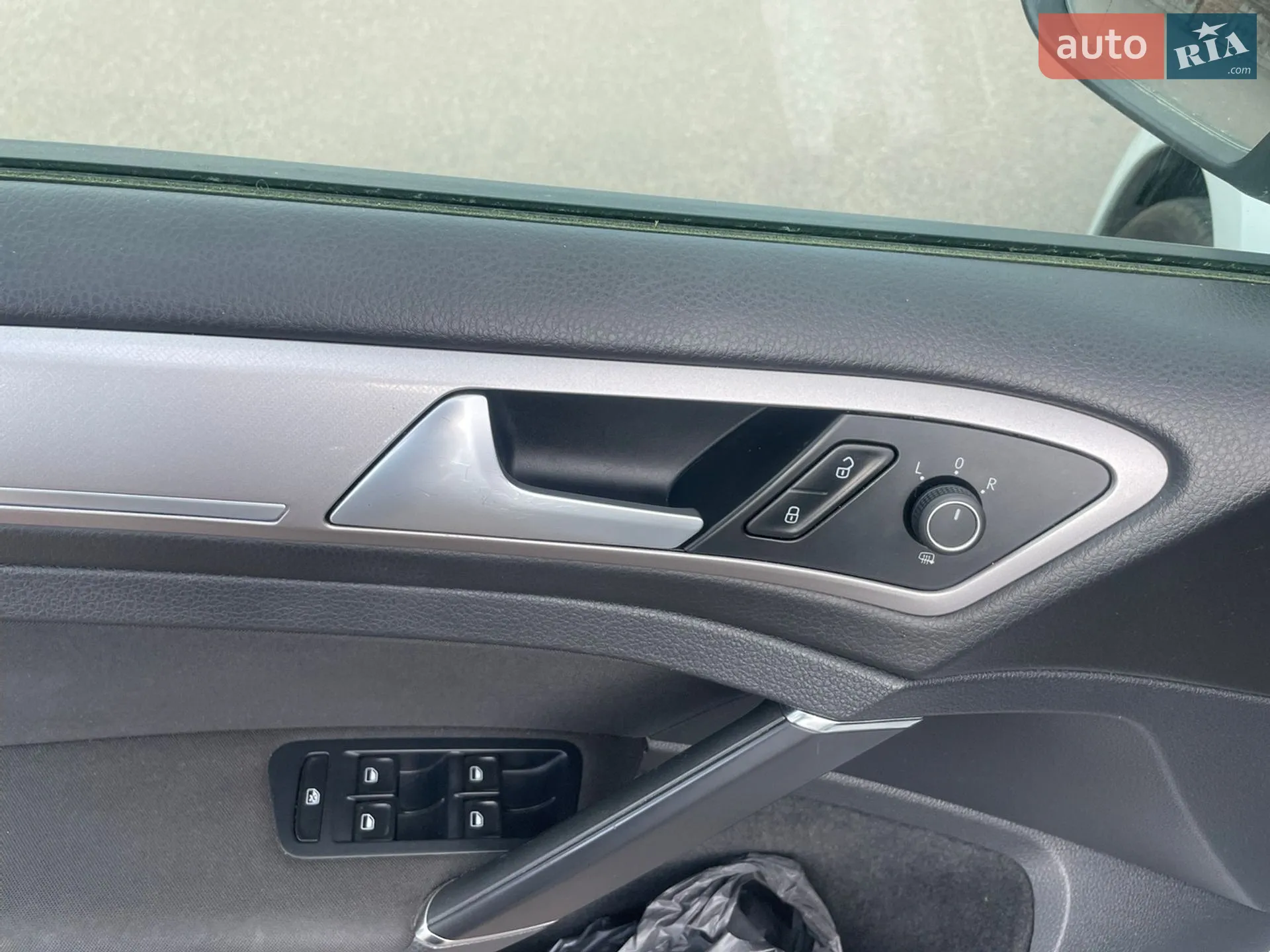 2015 Volkswagen Golf - мініатюра 29
